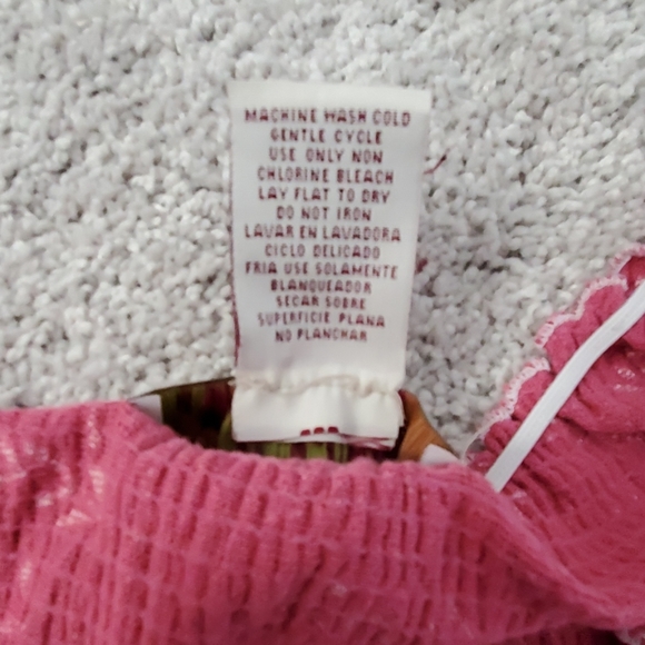 NWOT BLOUSE - Picture 4 of 4